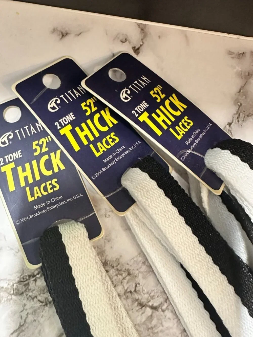 3/$30 Titan Thick Shoe Laces Black White  52